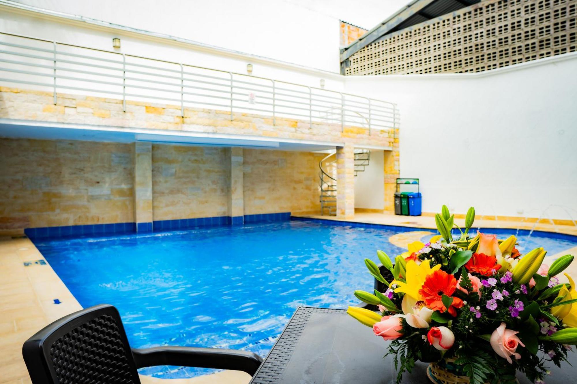 Kalina Hotel Girardot Exterior photo