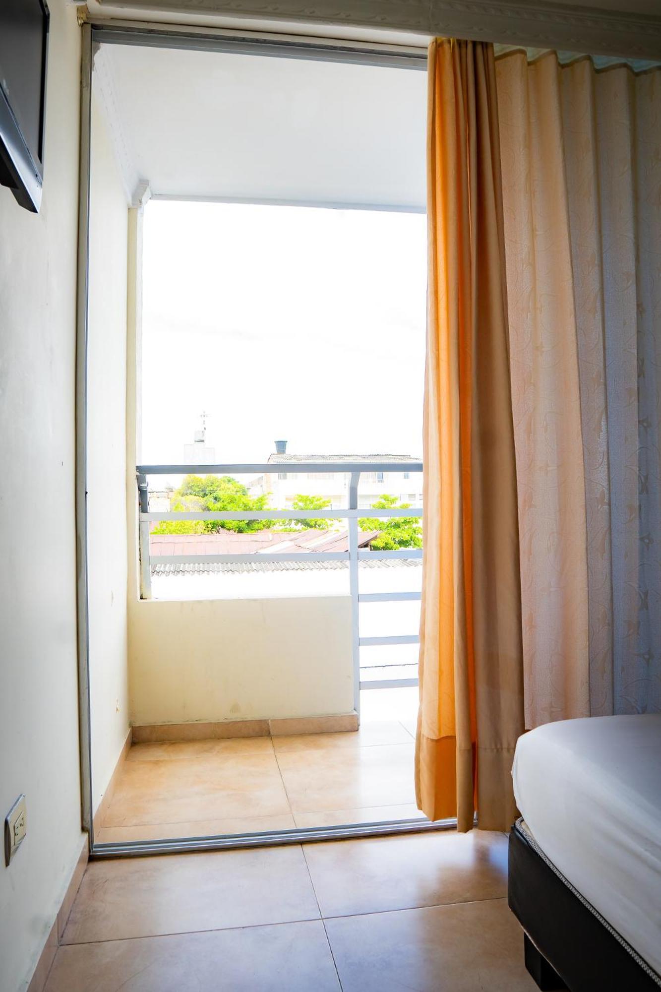 Kalina Hotel Girardot Exterior photo