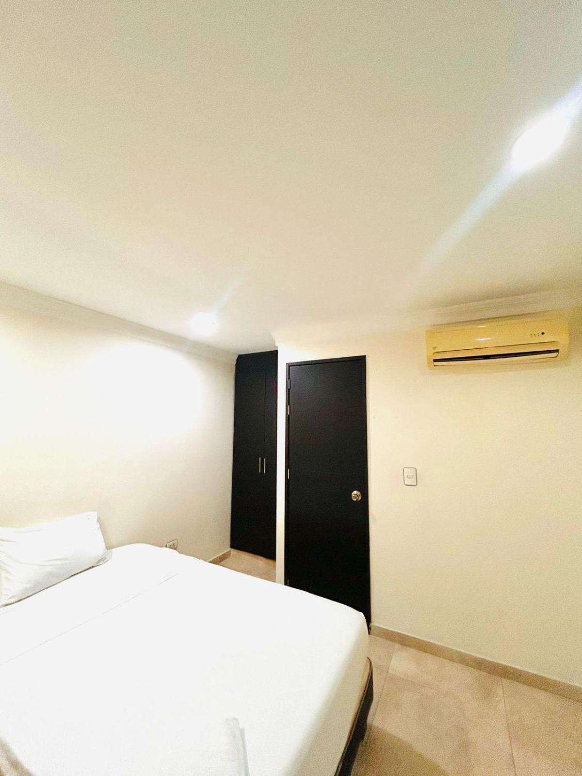 Kalina Hotel Girardot Exterior photo